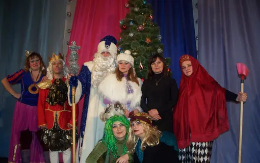 -miskogo-Budinku-kulturi-zavzhdi-radue-malechu-na-Noviy-rik.JPG